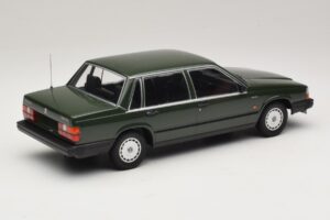 Volvo 740 GL Σκούρο Πράσινο Minichamps 1:18 155171702 Μέταλλο - εικόνα 2 από 6