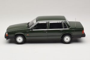 Volvo 740 GL Σκούρο Πράσινο Minichamps 1:18 155171702 Μέταλλο - εικόνα 3 από 6