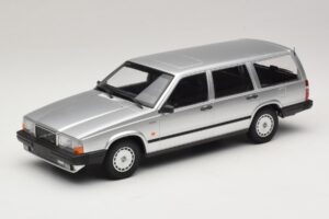 Volvo 740 GL Βαγκόν Ασημί Minichamps 1:18 155171770 Μέταλλο