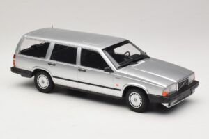 Volvo 740 GL Βαγκόν Ασημί Minichamps 1:18 155171770 Μέταλλο - εικόνα 4 από 6
