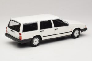 Volvo 740 GL Βαγκόν Λευκό Minichamps 1:18 155171772 Μέταλλο - εικόνα 2 από 6
