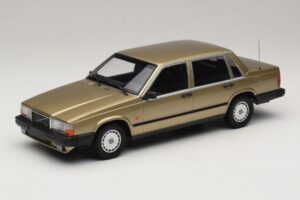 Volvo 740 GL Χρυσό Minichamps 1:18 155171700 Μέταλλο