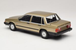 Volvo 740 GL Χρυσό Minichamps 1:18 155171700 Μέταλλο - εικόνα 5 από 6