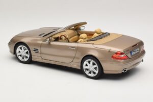 Mercedes SL500 R230 Travertine Beige Norev 1:18 183843 Μέταλλο - εικόνα 8 από 9
