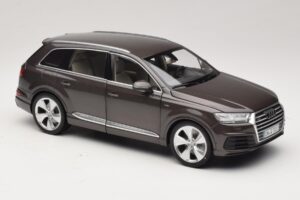 Audi Q7 4M Argus Brown Minichamps 1:18 5011407615 Μέταλλο - εικόνα 6 από 8