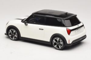 Mini Cooper S F66 Nanuq White Metallic Otto 1:18 OT1245 Ρητίνη - εικόνα 5 από 6