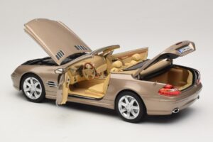 Mercedes SL500 R230 Travertine Beige Norev 1:18 183843 Μέταλλο - εικόνα 6 από 9