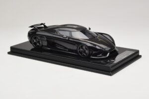 Koenigsegg Regera Μαύρο Πακέτο Άνθρακα FrontiArt 1:18 F079-179 Ρητίνη - εικόνα 4 από 7