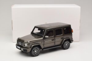 Mercedes G-Class W465 Indium Grey Norev 1:18 183036 Μέταλλο - εικόνα 6 από 6