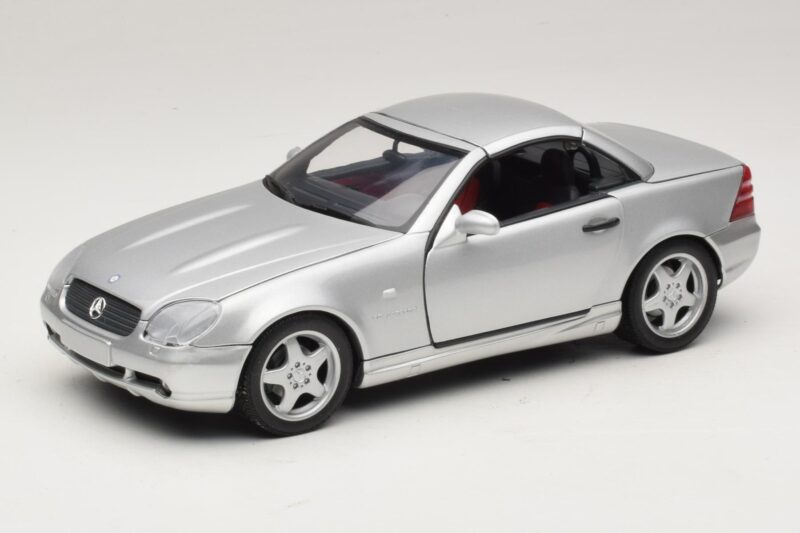 Mercedes SLK230 R170 AMG Ρόντστερ Ασημί UT Models 1:18 26152 Μέταλλο