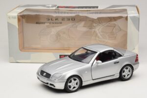 Mercedes SLK230 R170 AMG Ρόντστερ Ασημί UT Models 1:18 26152 Μέταλλο - εικόνα 8 από 8