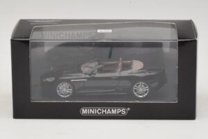 Aston Martin DBS Volante Μαύρο Μεταλλικό Minichamps 1:43 400137930 Μέταλλο - εικόνα 4 από 4