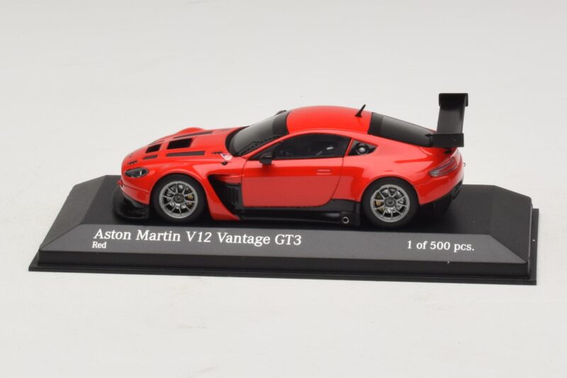 Aston Martin V12 Vantage GT3 Κόκκινο Minichamps 1:43 4371121392 Μέταλλο