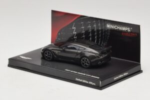 Aston Martin V12 Zagato Scintilla Silver Minichamps 1:43 437137221 Μέταλλο - εικόνα 3 από 5