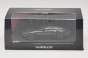 Aston Martin V12 Zagato Scintilla Silver Minichamps 1:43 437137221 Μέταλλο - εικόνα 5 από 5