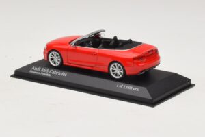 Audi RS5 B8 Καμπριολέ Κόκκινο Minichamps 1:43 410011230 Μέταλλο - εικόνα 3 από 4