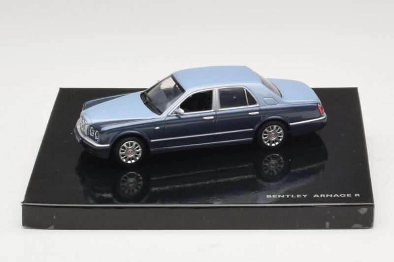 Bentley Arnage R Fountain Meteor Minichamps 1:43 Bentley Arnage R Fountain Meteor Minichamps 1:43 BL385 Μέταλλο