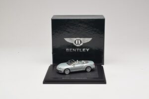 Bentley Continental GTC Light Grey Metallic Minichamps 1:43 BL907 Μέταλλο - εικόνα 3 από 4