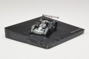 Bentley EXP Speed 8 LMP900 #8 A. Wallace / B. Leitzinger 24 Hours of Le Mans 2002 Minichamps 1:43 403021308 Μέταλλο - εικόνα 2 από 4