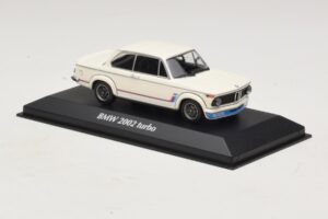 BMW 2002 Turbo Λευκό Maxichamps 1:43 940022201 Μέταλλο - εικόνα 3 από 4