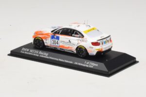 BMW M235i Team Rent2drive #304 Ackermann / Wishkirchen 24 Hours of Nurburgring 2015 Minichamps 1:43 437152504 Μέταλλο - εικόνα 3 από 4