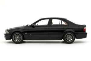 BMW M5 E39 Black Sapphire Metallic Otto 1:18 OT1338 Ρητίνη - εικόνα 3 από 4