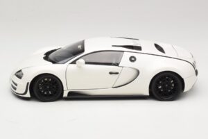 Bugatti Veyron Super Sport Λευκό Minichamps 1:18 100110844 Μέταλλο - εικόνα 4 από 8