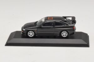 Ford Escort RS Cosworth Μαύρο Μεταλλικό Minichamps 1:43 430082106 Μέταλλο