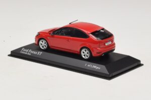 Ford Focus ST Mk2 Κόκκινο Minichamps 1:43 400087301 Μέταλλο - εικόνα 3 από 4
