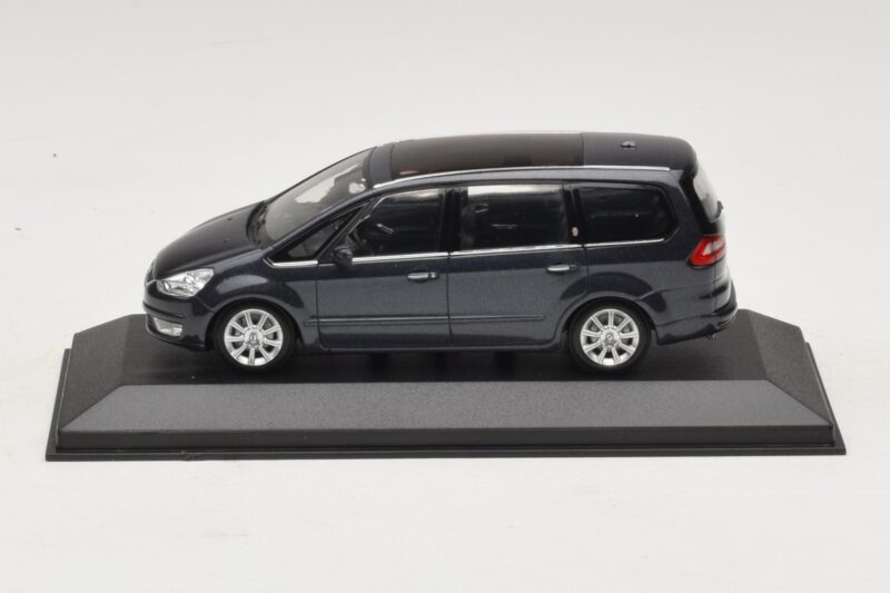 Ford S-Max Dark Grey Metallic Minichamps 1:43 400085400-P1 Μέταλλο