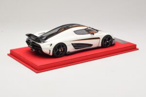 Koenigsegg Regera Λευκό με Μαύρο Καρμπόν FrontiArt 1:18 REMC043 Ρητίνη - εικόνα 2 από 7