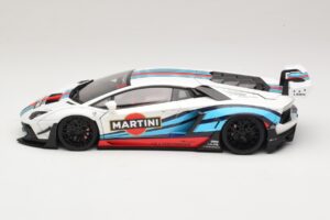 Lamborghini Aventador LB Works Martini Livery AUTOart 1:18 79185 Σύνθετο - εικόνα 4 από 8