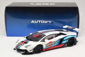 Lamborghini Aventador LB Works Martini Livery AUTOart 1:18 79185 Σύνθετο - εικόνα 8 από 8