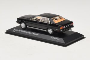 Maserati Quattroporte III Royale Μαύρο Minichamps 1:43 437123501 Μέταλλο - εικόνα 3 από 4