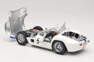 Maserati Tipo 61 #5 S. Moss / D. Gurney Camoradi ADAC 1000km Nurburgring Winner 1960 Minichamps 1:18 100601205 Μέταλλο - εικόνα 5 από 8