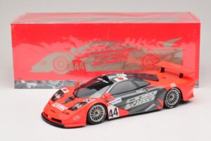 McLaren F1 GTR Lark #44 Tsuchiya / Ayles 24 Hours of Le Mans 1997 Minichamps 1:18 530133744 Μέταλλο - εικόνα 8 από 8