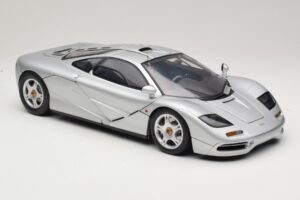 McLaren F1 Ασημί Minichamps 1:12 530133123 Μέταλλο - εικόνα 6 από 8