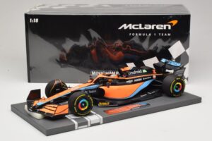 McLaren MCL36 #3 D. Ricciardo Bahrain GP 2022 Minichamps 1:18 537221803 Μέταλλο - εικόνα 2 από 7