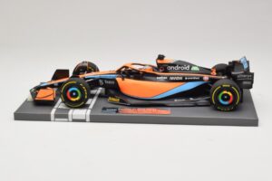 McLaren MCL36 #3 D. Ricciardo Bahrain GP 2022 Minichamps 1:18 537221803 Μέταλλο - εικόνα 4 από 7