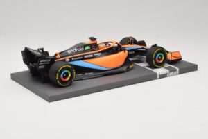 McLaren MCL36 #3 D. Ricciardo Bahrain GP 2022 Minichamps 1:18 537221803 Μέταλλο - εικόνα 6 από 7
