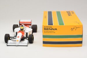 McLaren MP4/8 Ford #8 A. Senna Winner Japanese GP 1993 Minichamps 1:18 540931878 Μέταλλο - εικόνα 3 από 7