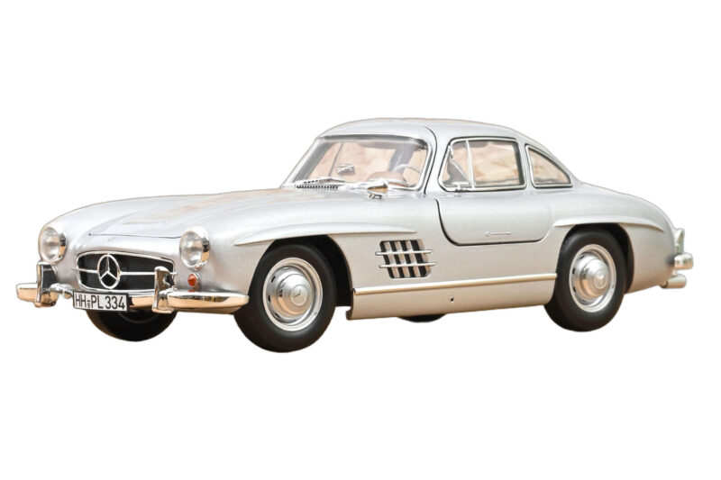 Mercedes 300 SL W198 Gullwing Ασημί Norev 1:18 Mercedes 300 SL W198 Gullwing Ασημί Norev 1:18 183857 Μέταλλο