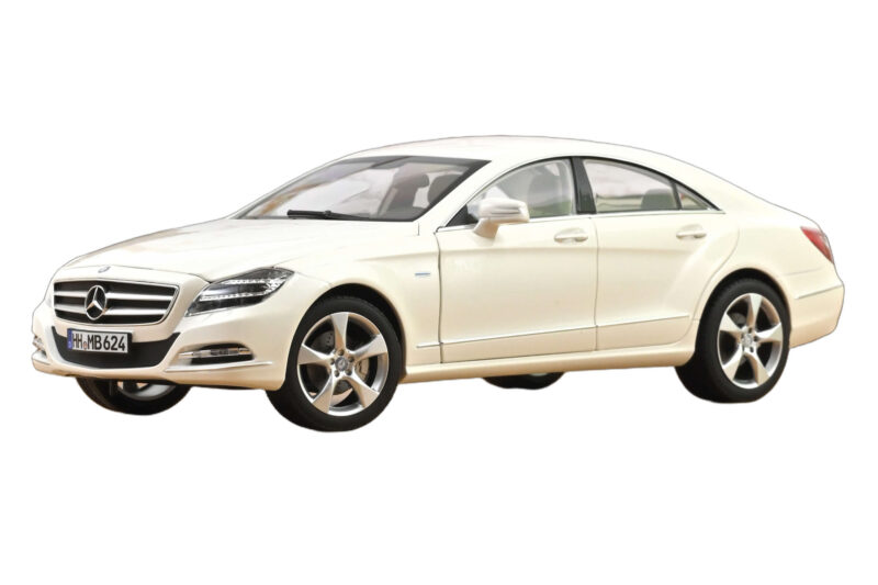 Mercedes CLS C218 Κουπέ Brilliant White Metallic Norev 1:18 Mercedes CLS C218 Κουπέ Brilliant White Metallic Norev 1:18 183943 Μέταλλο