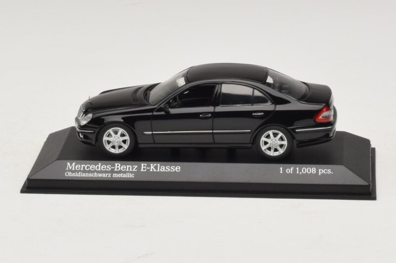 Mercedes E-Class W211 Μαύρο Μεταλλικό Minichamps 1:43 Mercedes E-Class W211 Μαύρο Μεταλλικό Minichamps 1:43 400036001 Μέταλλο