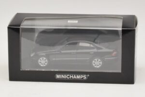 Mercedes E-Class W211 Μαύρο Μεταλλικό Minichamps 1:43 400036001 Μέταλλο - εικόνα 4 από 4
