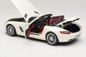 Mercedes SLS AMG Ρόουντστερ Mystic White II Minichamps 1:18 B66960079 Μέταλλο - εικόνα 6 από 9