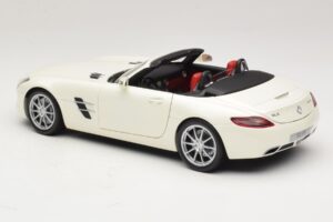 Mercedes SLS AMG Ρόουντστερ Mystic White II Minichamps 1:18 B66960079 Μέταλλο - εικόνα 7 από 9
