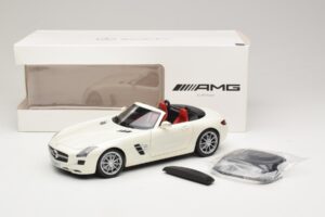 Mercedes SLS AMG Ρόουντστερ Mystic White II Minichamps 1:18 B66960079 Μέταλλο - εικόνα 9 από 9