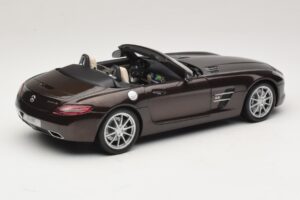 Mercedes SLS AMG Sepang Brown Minichamps 1:18 B66960080 Μέταλλο - εικόνα 4 από 9