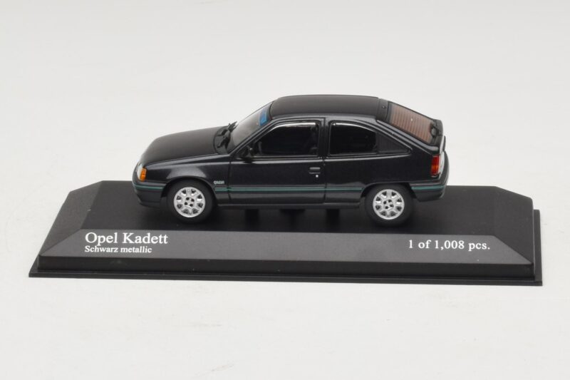 Opel Kadett E Black Metallic Minichamps 1:43 Opel Kadett E Black Metallic Minichamps 1:43 400045901 Μέταλλο